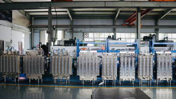 PET Preform Mold - Image 9