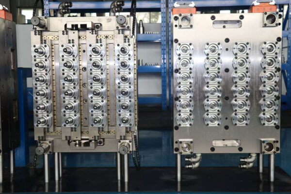 PET Preform Mold