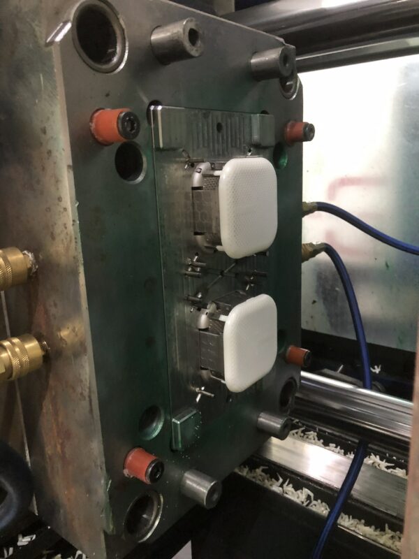 Electronic Parts Mold - Image 6