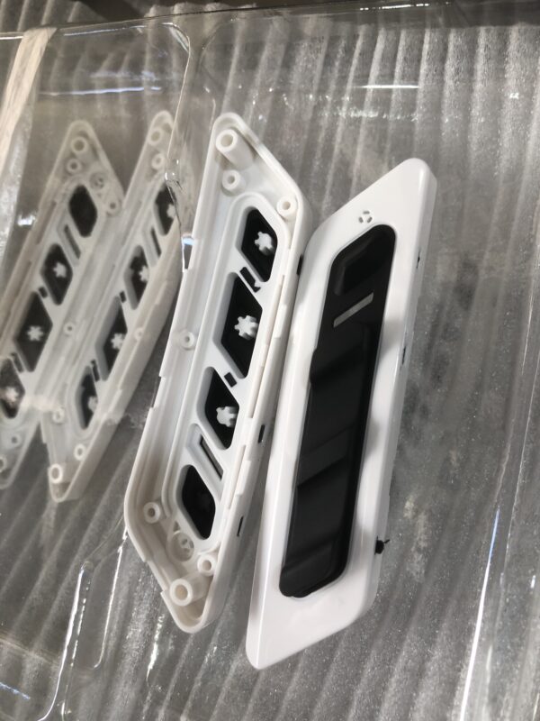 Plastic Overmold - 图片 7