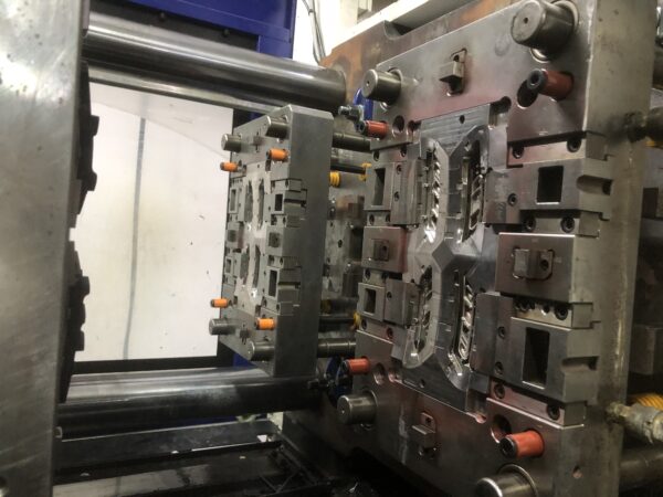 Plastic Overmold - 图片 9